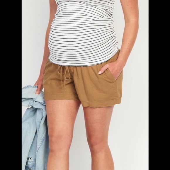 NWOT Maternity RollOver Waist Linen Shorts- large - Picture 1 of 5
